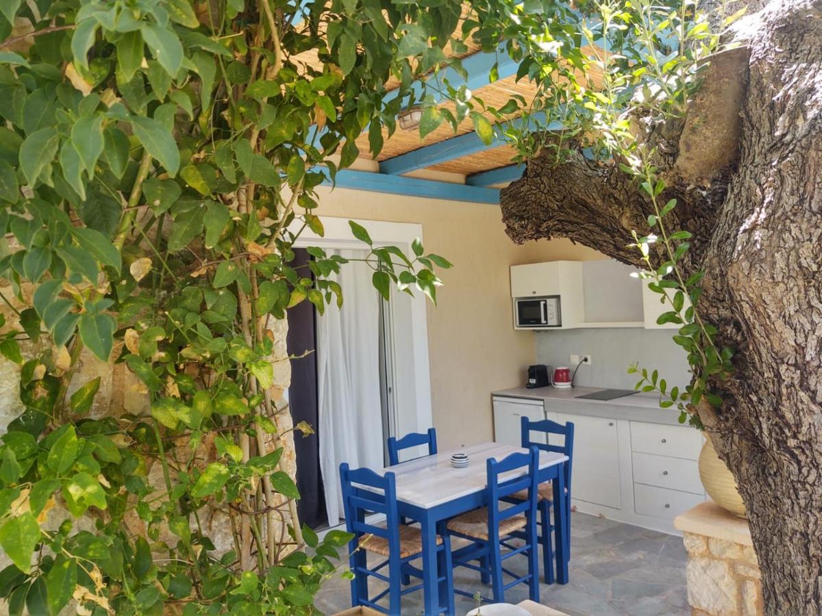 Casa Marimar Boutique Bungalows & Suites Porto Heli Exterior photo